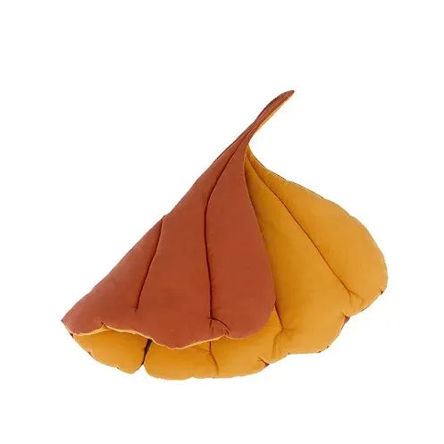 Soft Cotton Leaf-Shaped Cat and Dog Bed Mat - Double-Sided Washable Sleep Blanket for Pets