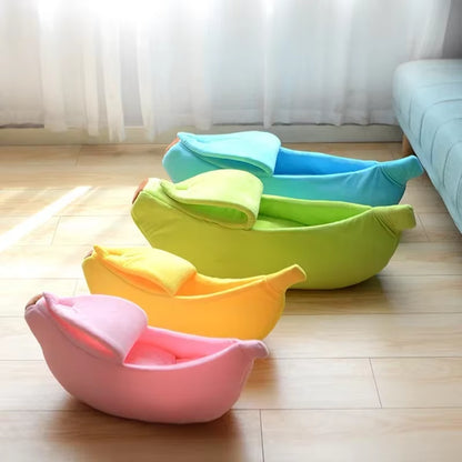 Cozy Banana Cat Bed and Cushion Kennel for Small Dogs and Kittens - Portable Pet Supplies