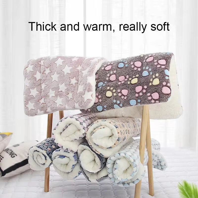 Flannel Pet Sleeping Mat - Cozy Dog Bed and Cat Litter Cushion for All Sizes, Ideal for Winter Use
