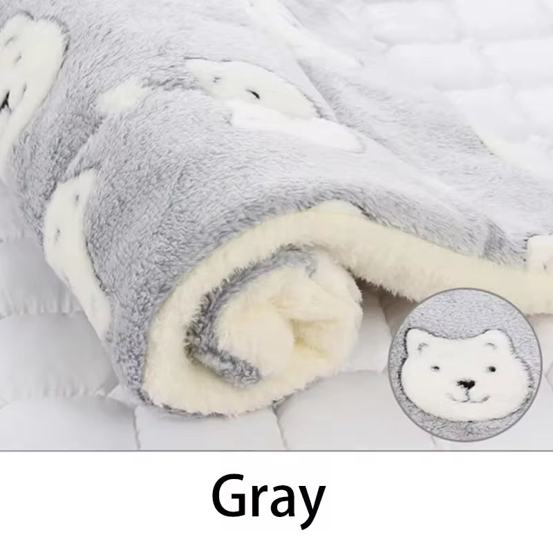 Flannel Pet Sleeping Mat - Cozy Dog Bed and Cat Litter Cushion for All Sizes, Ideal for Winter Use