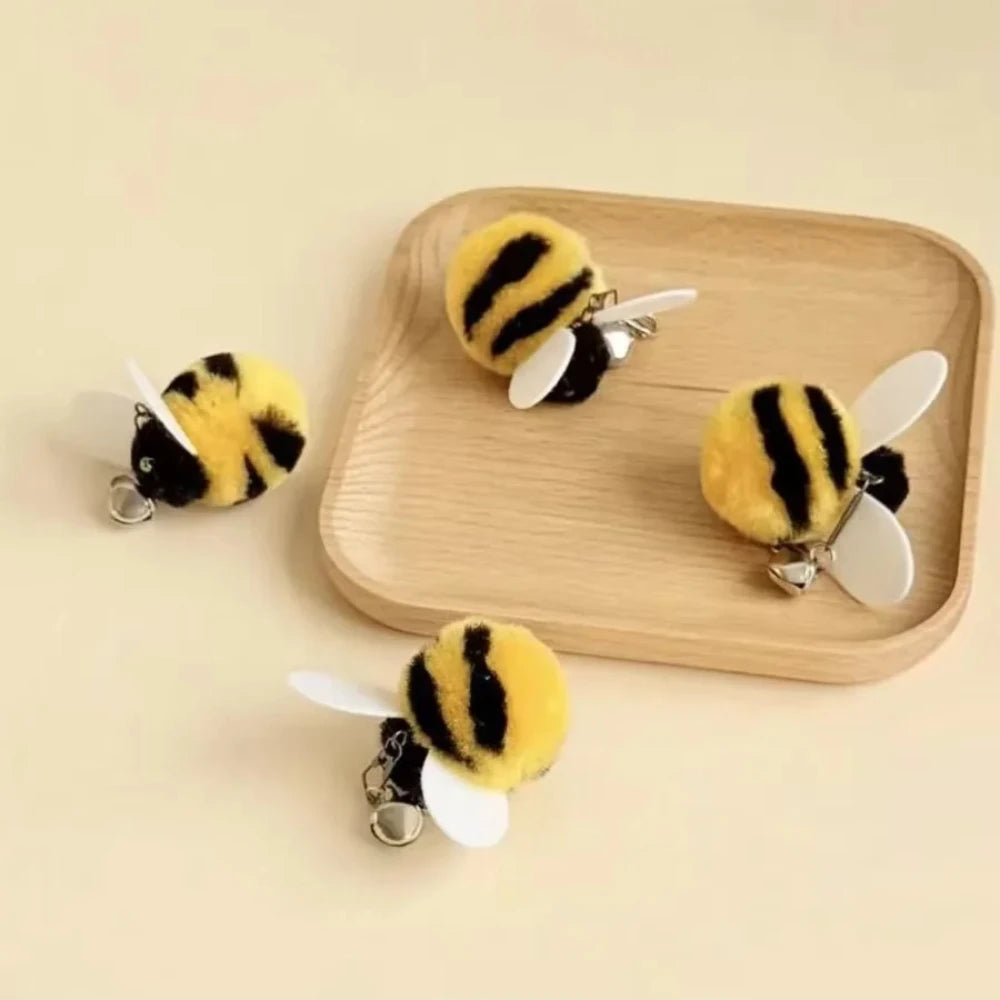 Interactive Cat Toys - Cute Simulation Bee Teasing Sticks for Engaging Play and Boredom Relief