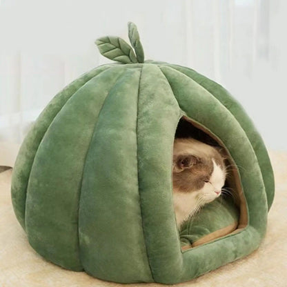Indoor Cat Beds - Enclosed Pumpkin Cat House and Thickened Halloween Pet Hideaway for Kittens and Small Cats