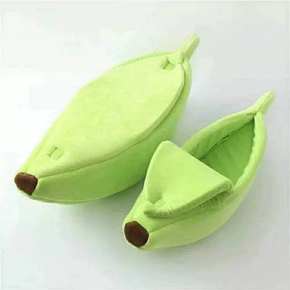Cozy Banana Cat Bed and Cushion Kennel for Small Dogs and Kittens - Portable Pet Supplies